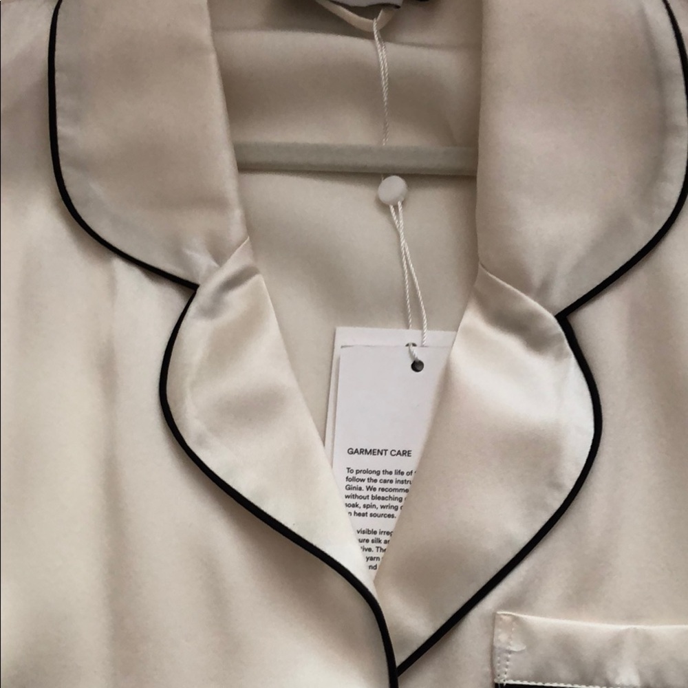 NWT Ginia Cream Silk Pajama Top - Picture 9 of 16